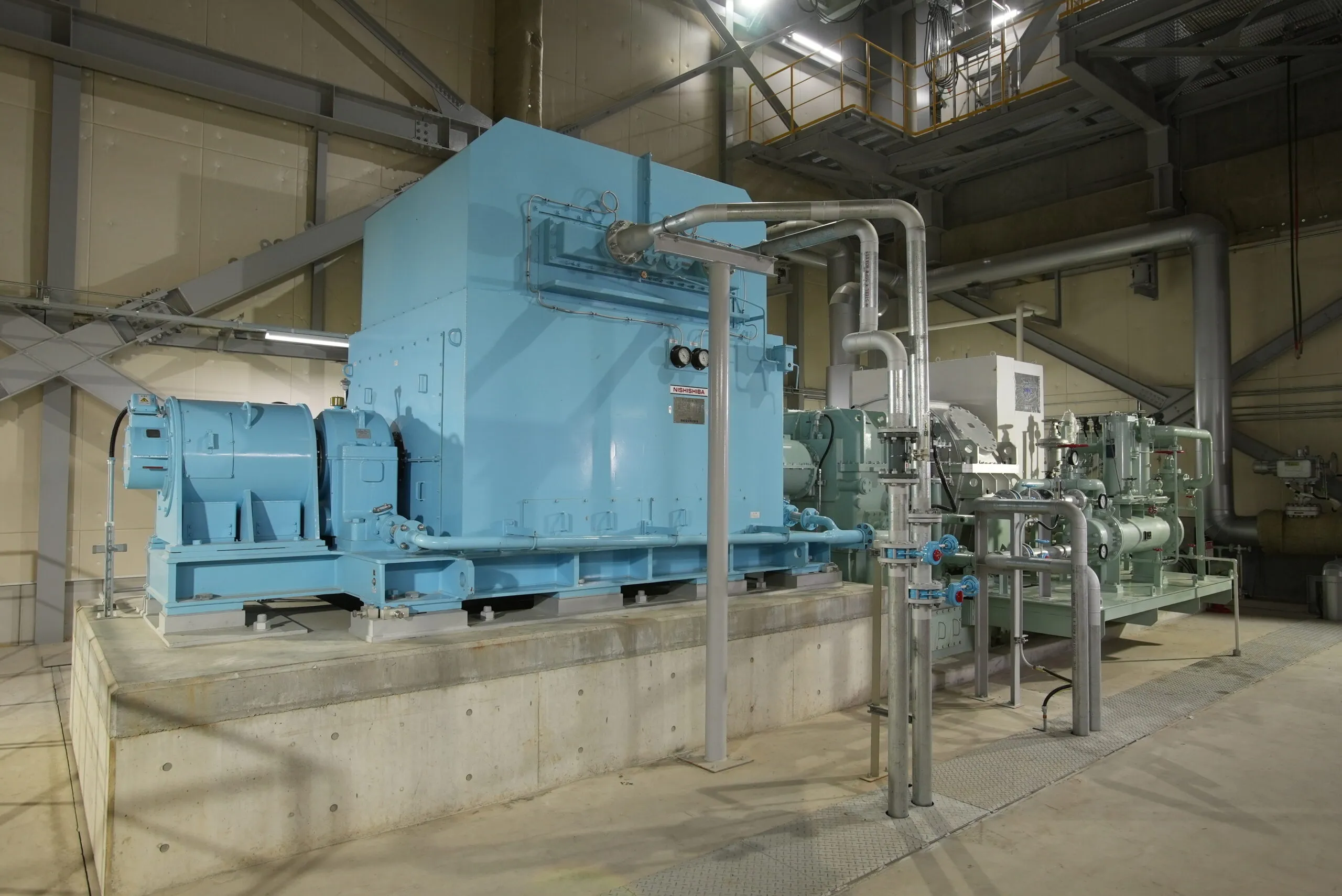 <p><ruby>蒸気<rt>じょうき</rt></ruby>タービン<ruby>発電機<rt>はつでんき</rt></ruby></p>
についての画像