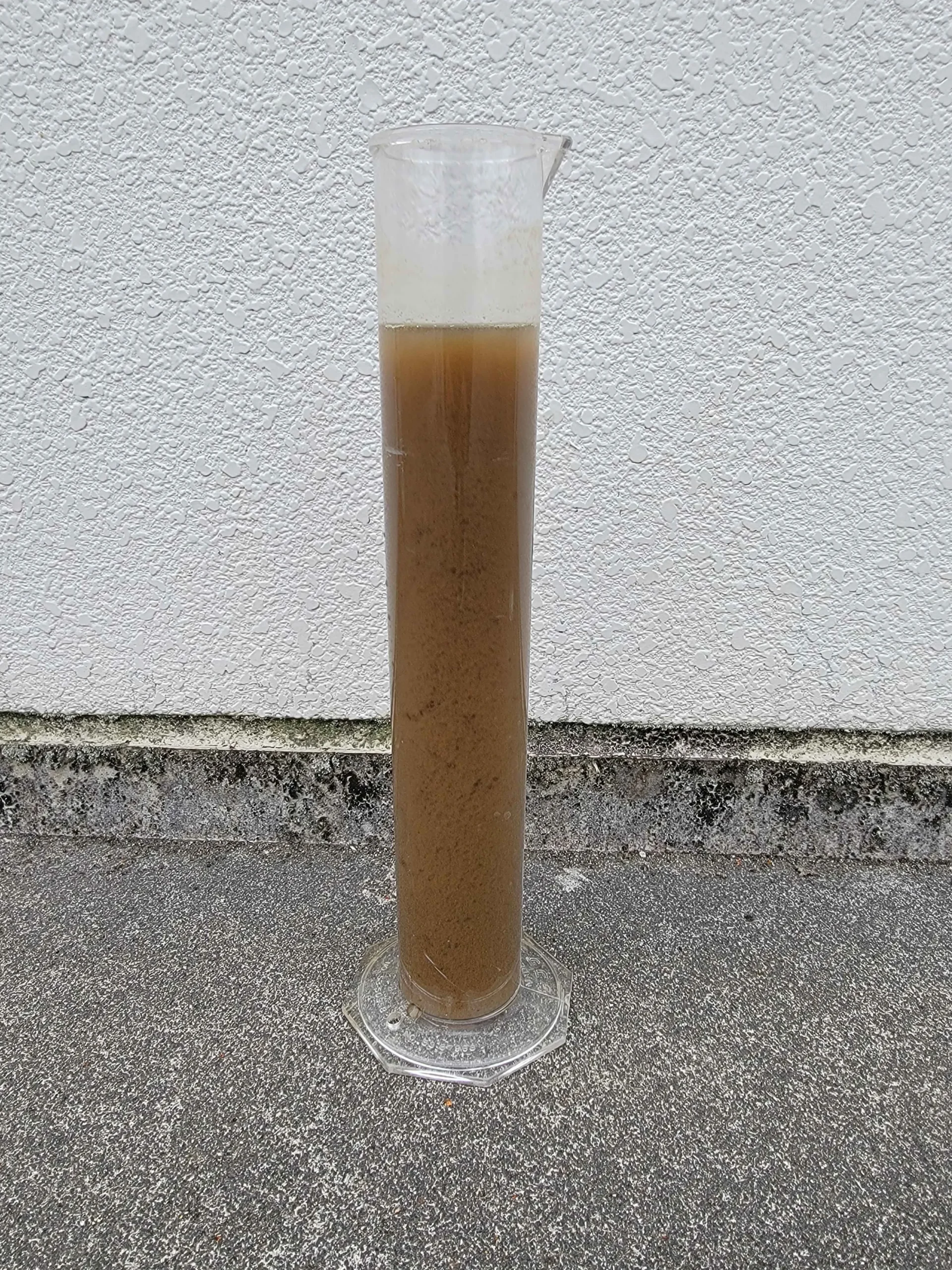 <p><ruby>処理後<rt>しょりご</rt></ruby>の<ruby>水<rt>みず</rt></ruby>を<ruby>見<rt>み</rt></ruby>てみよう</p>
についての画像１